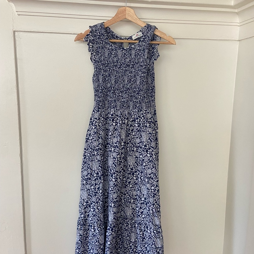 Vineyard Vines Navy and White patterned Dress